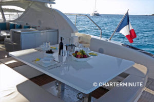 Leopard 24m Tekitoo boat rental