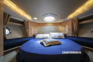 azimut-43-charter-6
