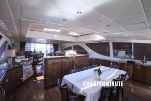 mangusta-130-lounge-dining