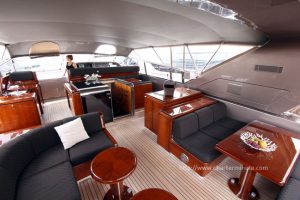 mangusta-80-salon-up