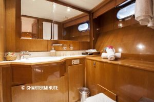 yacht-evidence-bathroom
