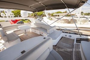 Sunseeker-Manhattan-66-fly-1