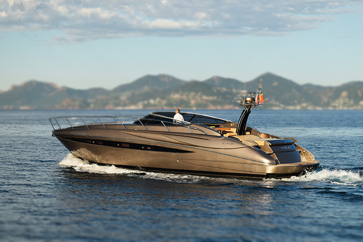 Riva rivale 52 boat rental