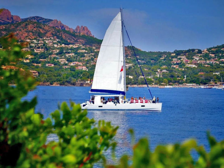 Maxi catamaran rental for 100 guests